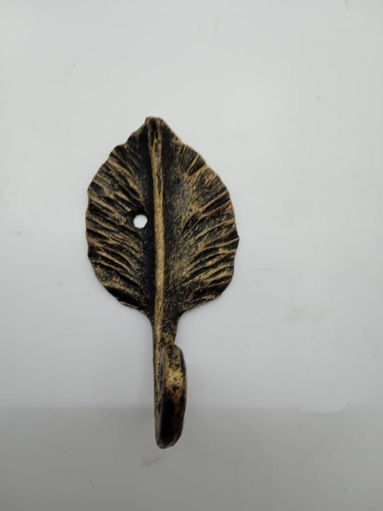 фото Вешалка-крючок "Листик"