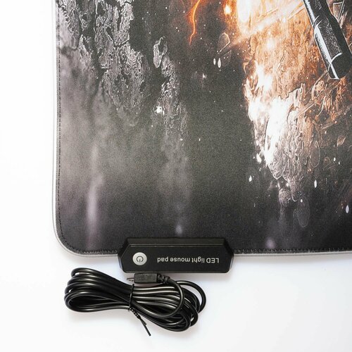 Коврик Led Light Mouse Pad большой с подсветкой Call of Duty 2250₽