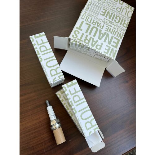 Свеча зажигания Renault 7700500168 250₽