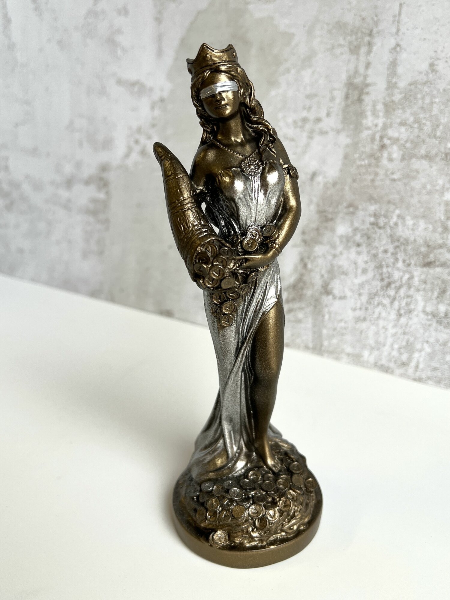 фото Статуэтка Фортуна богиня удачи, 19см. Гипс.