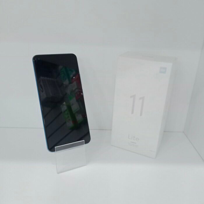 Смартфон Xiaomi Mi 11 Lite 8/128 Синий — фото 1