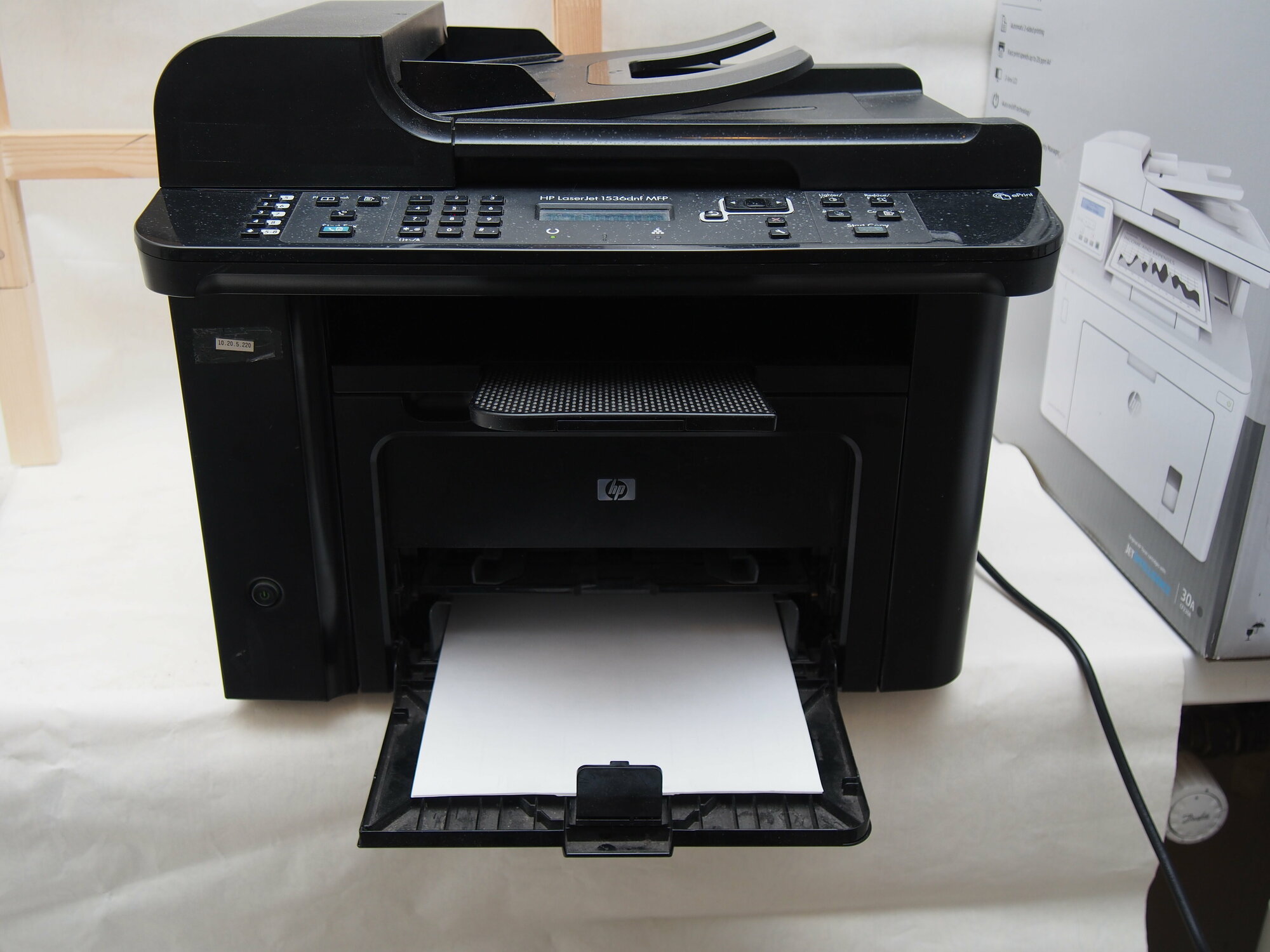 МФУ HP LaserJet Pro 1536fdn сетевое подключение . двухсторонняя печать . Автоподатчик