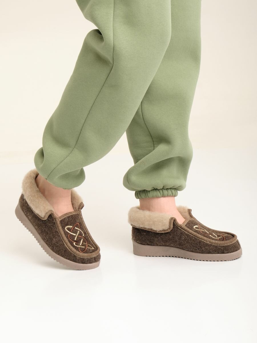 Тапочки Shoes KOMFORT, размер 37, коричневый
