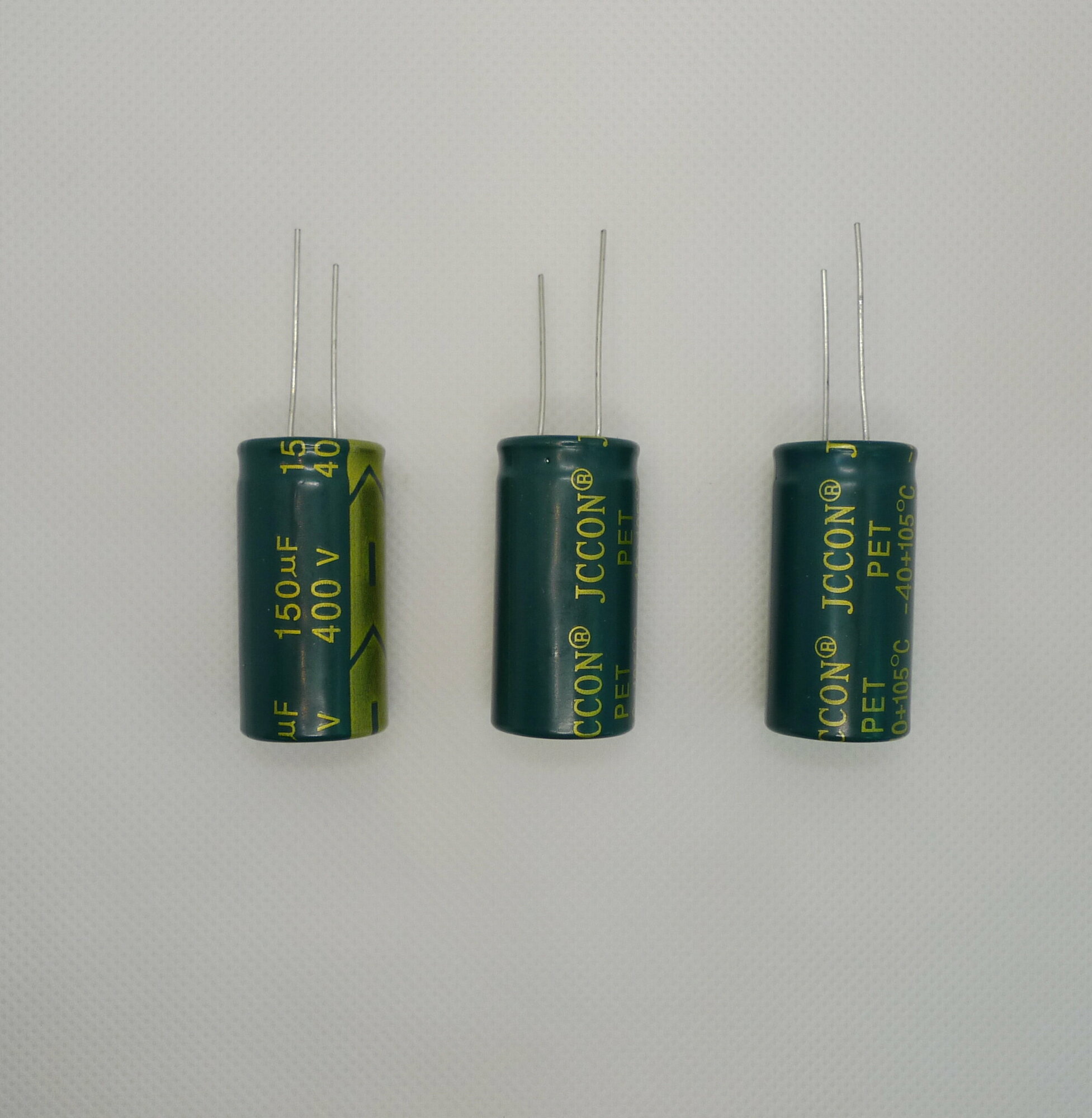 400V, 150 uF, +-20%, 18*35 мм, алюминиевый электролитический конденсатор (комплект 3 шт)