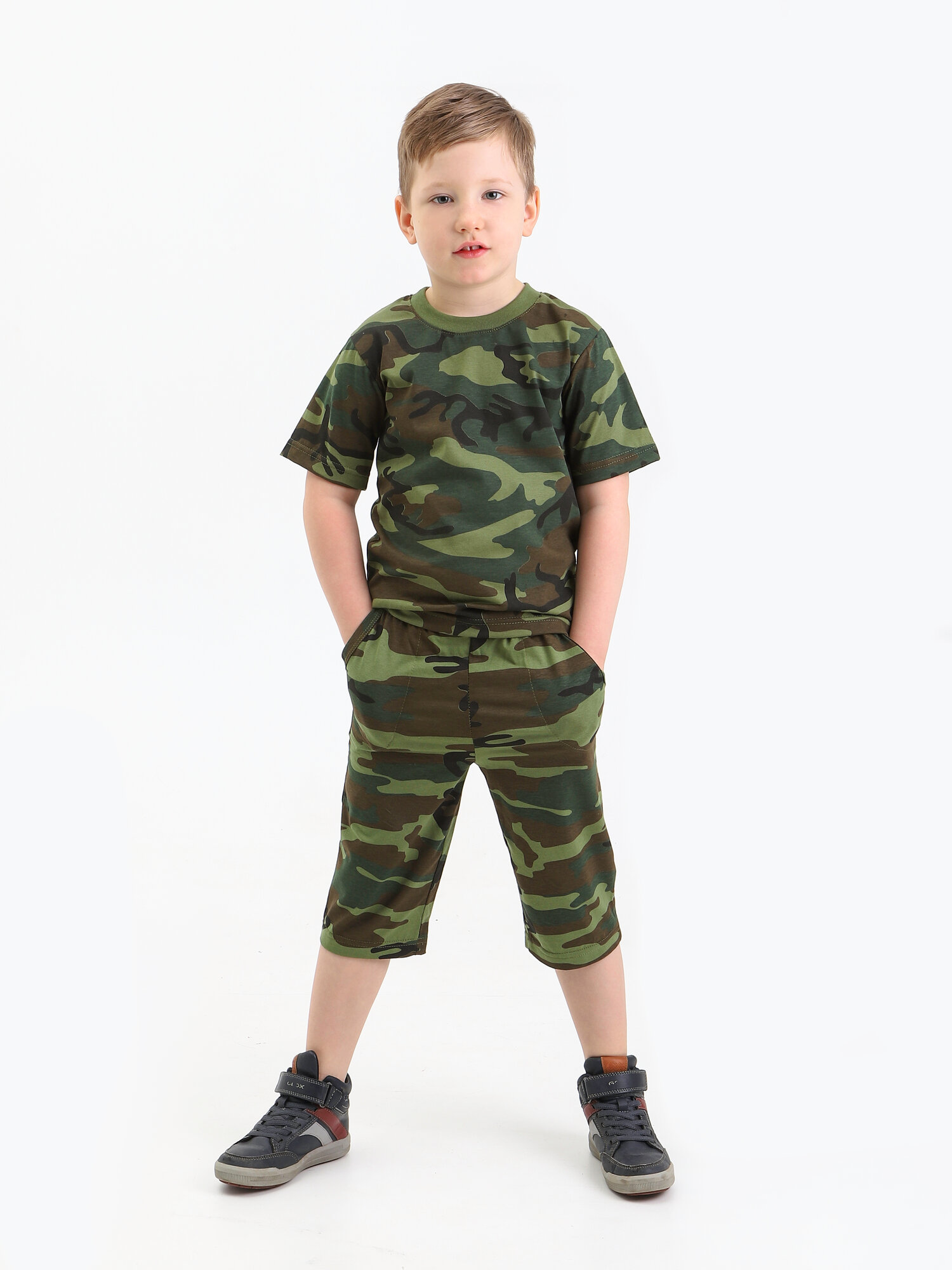 Комплект одежды  размер 110 - 56 черный/хаки