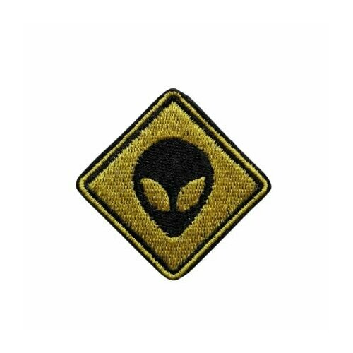 Шеврон на липучке, нашивка на одежду, инопланетянин, пришелец, UFO, Alien, 60мм