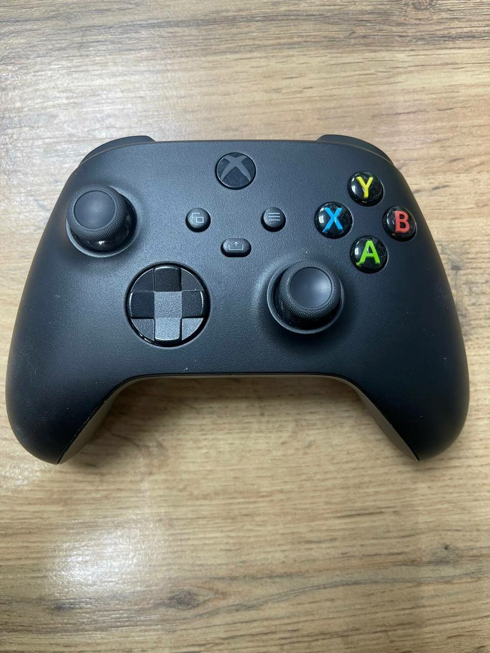 Геймпад Microsoft Xbox Wireless Controller Black (Model 1914) Б/У