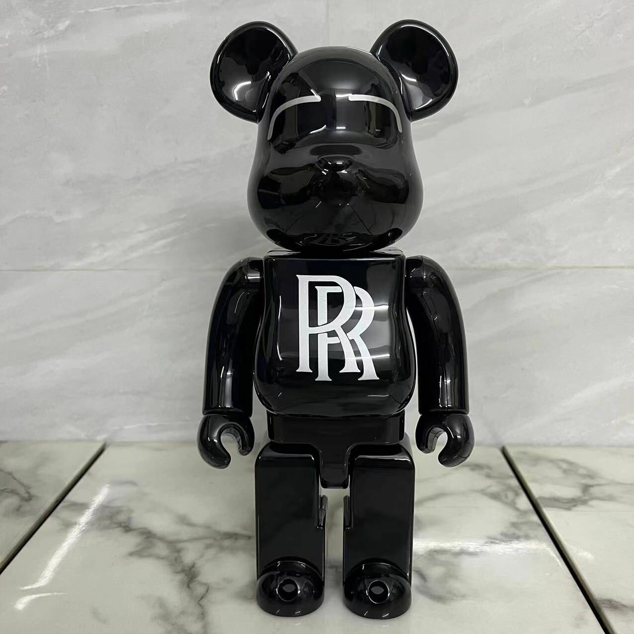 Фигурка Bearbrick Rolls Royce 28 см — фото 1