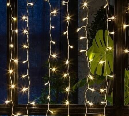 Электрическая гирлянда занавес Winter Glade 195 ламп CB20  теплый белый свет
