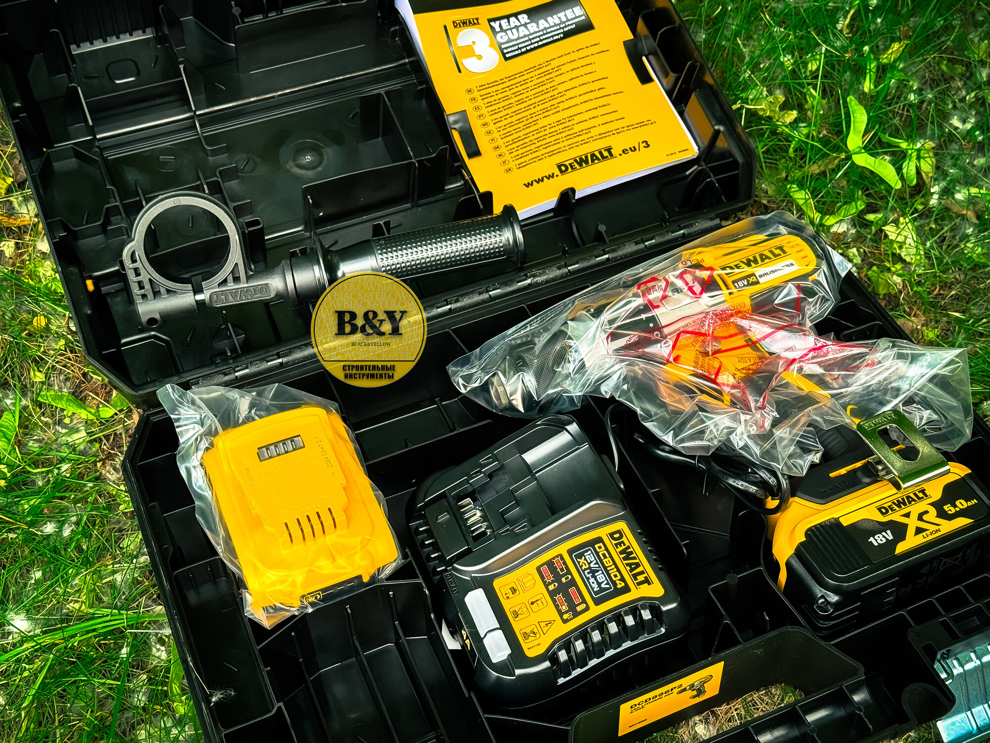 Аккумуляторная дрель-шуруповерт DEWALT DCD996P2 18В — фото 1