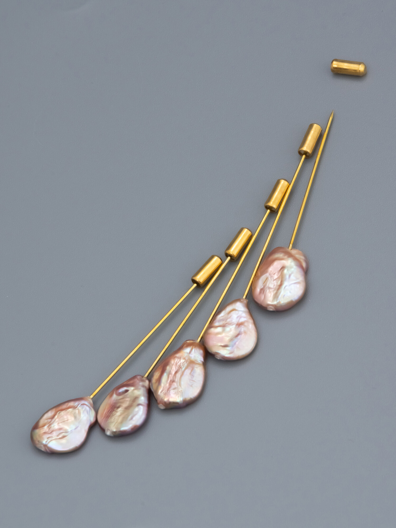 Брошь ЖемАрт, жемчуг пресноводный культивированный, 1 шт. — фото 1