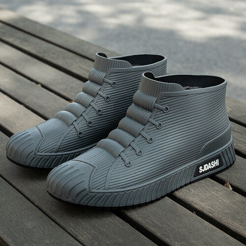 Изображение товара MOOCIE Новые стильные мужские водонепроницаемые резиновые сапоги для отдыха на природе модные студенческие короткие сапоги для работы на все сезоны нескользящие резиновые сапоги для взрослых резиновые бахилы, EU:43