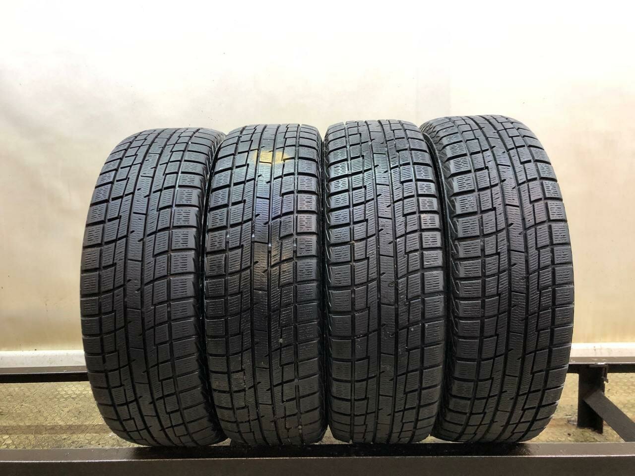 Yokohama Ice Guard IG30 185/60 R15 БУ Шины Зимние