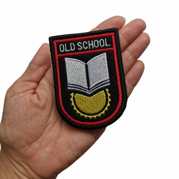 Нашивка на одежду, Текстильный патч, Шеврон на липучке велкро "Old School", — фото 1