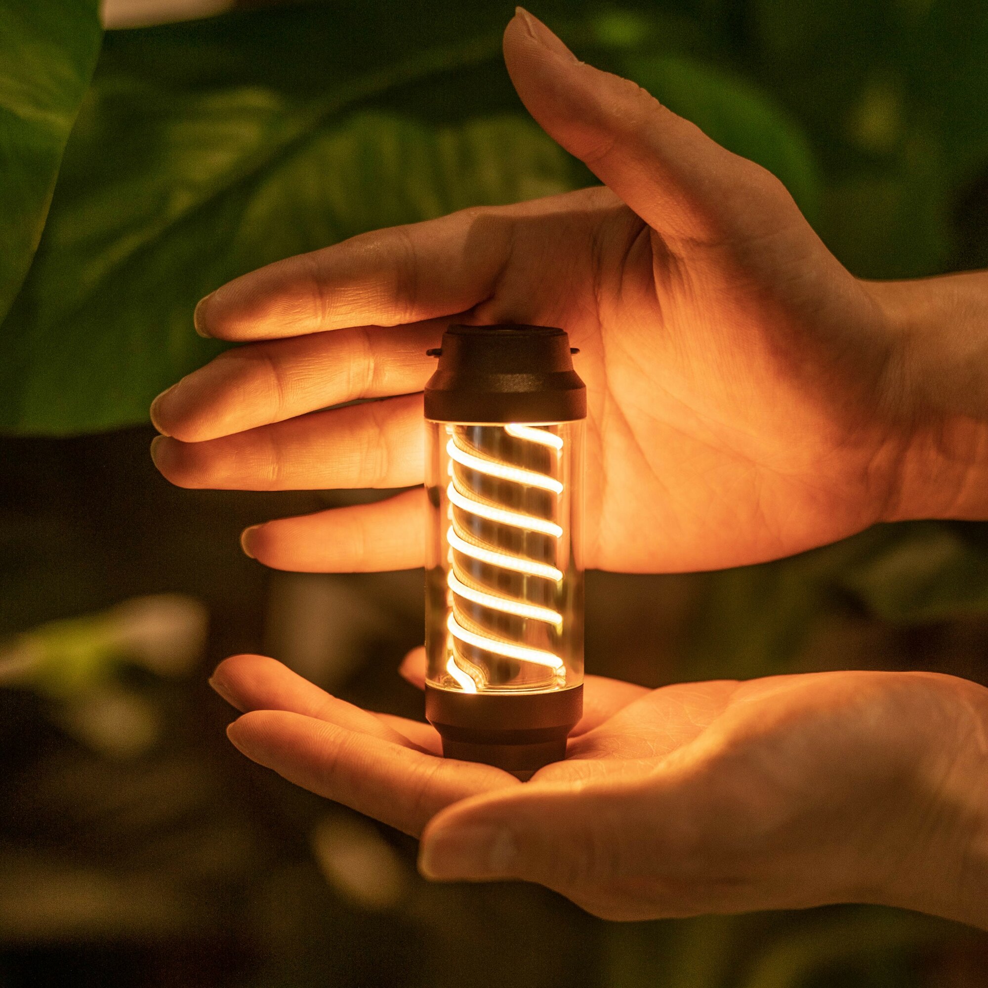 фото Кемпинговый туристический фонарь с 7 режимами освещения Синдис