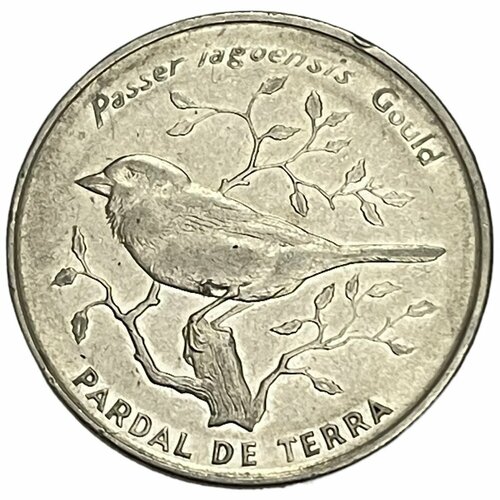 монета кабо верде 10 эскудо escudos 1994 птицы сероголовая альциона halcyon leucocephala q120201 Кабо-Верде 50 эскудо 1994 г. (Птицы - Воробей Яго) (Лот №2)