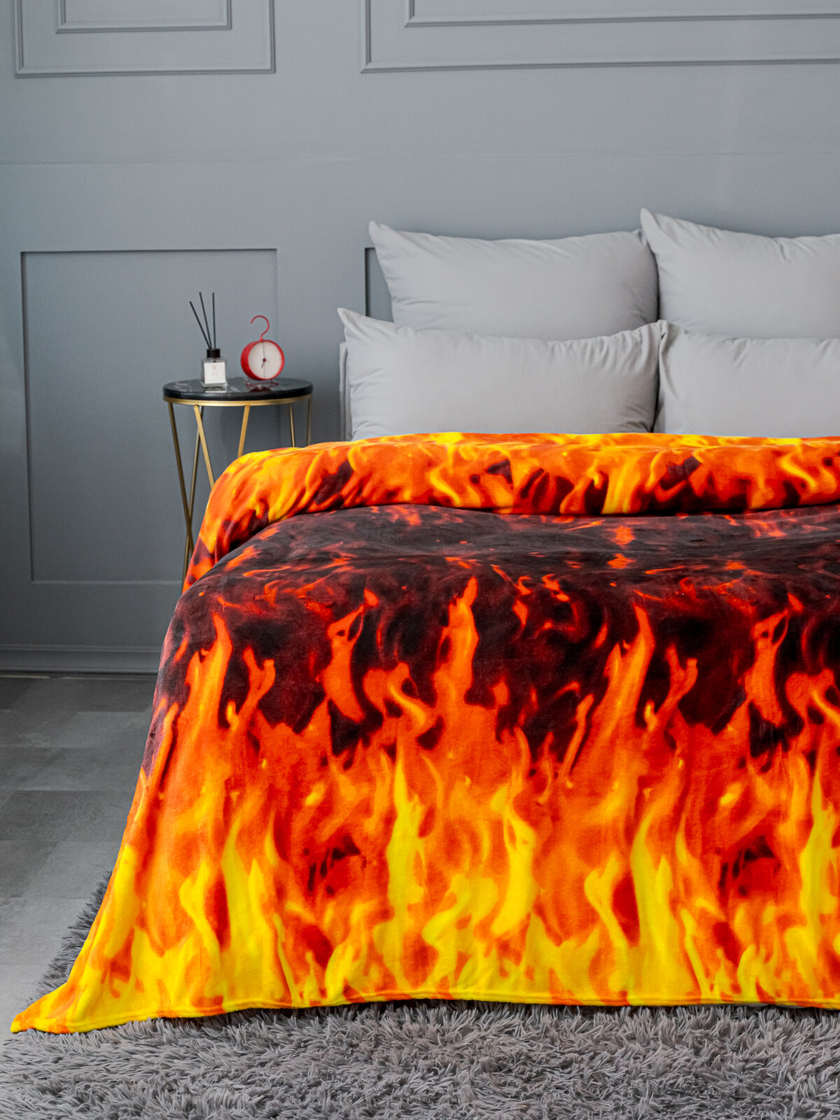 Плед 200х220 Павлина Огонь евро оранжевый на диван на кровать — фото 1