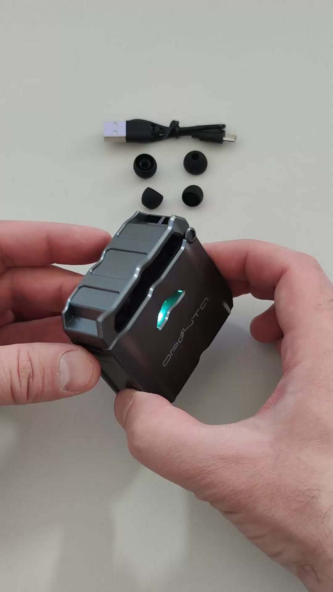 Наушники беспроводные Bluetooth с микрофоном в кейсе Орбита OT-ERB52 — фото 1