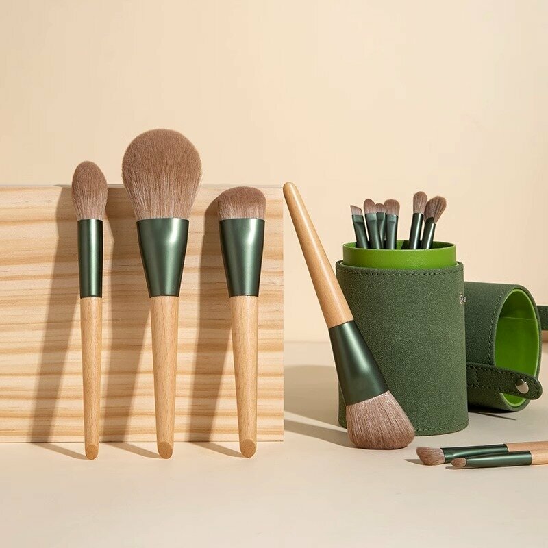 Набор кистей F-MAX для макияжа в тубусе 10 шт/ профессиональный набор, зеленый