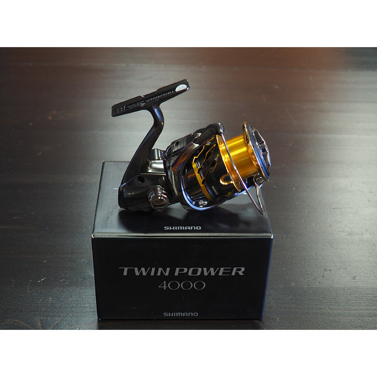 Катушка для рыбалки Shimano 20 Twin Power 4000