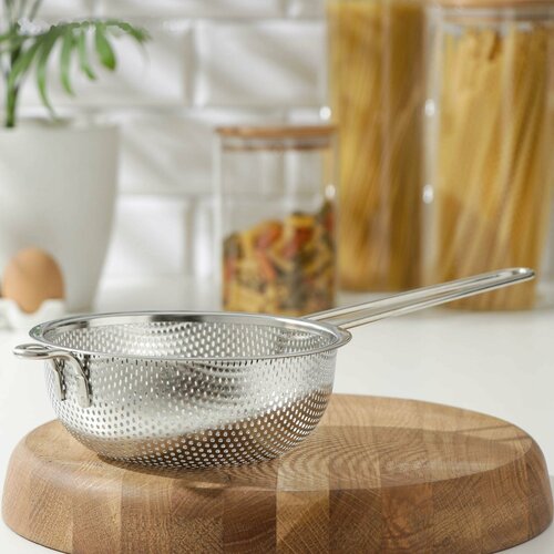 Дуршлаг d165 см длинная ручка цвет хромированный 738₽