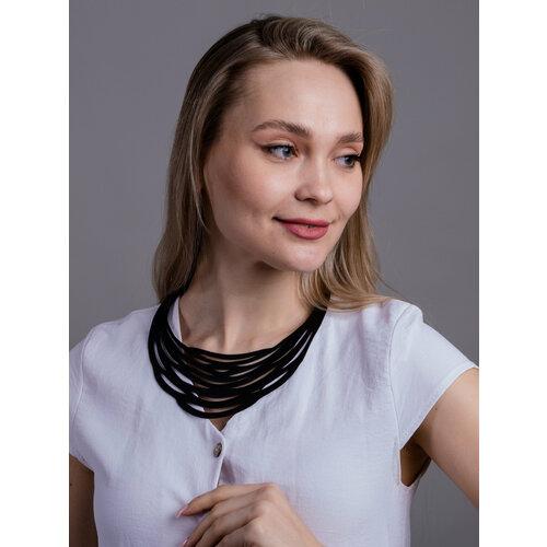 Колье КОЖАНЫЙ ЦВЕТОК, длина 43 см, черный