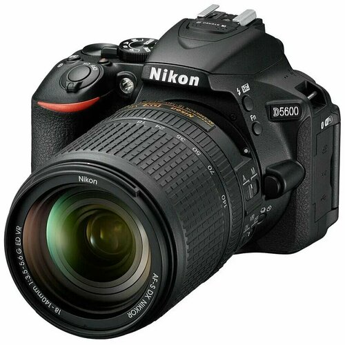 Фотоаппарат Nikon D5600 kit 18-140mm черный 9998900₽
