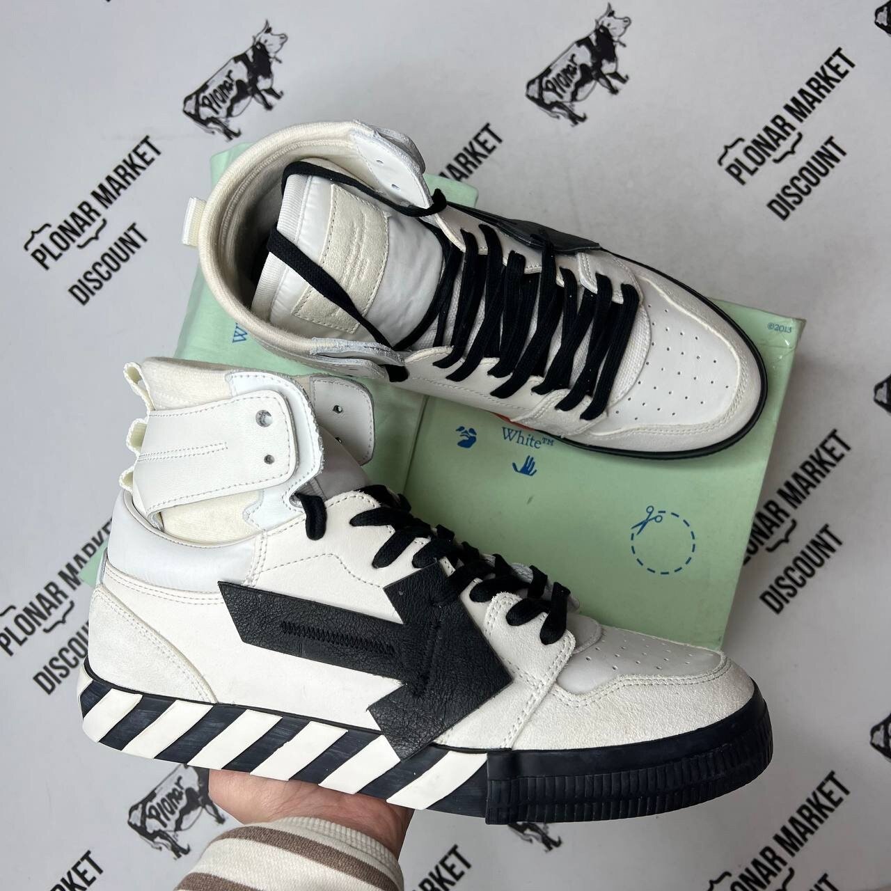 Кроссовки Off-White Vulcanized HI Top, размер 44 eu / 10 US / 28 см, белый/бежевый/черный
