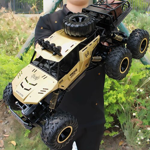 Изображение товара 6 колёсный внедорожник 4 WD на пульте ДУ (радиоуправляемая машинка, полный привод) - золотой