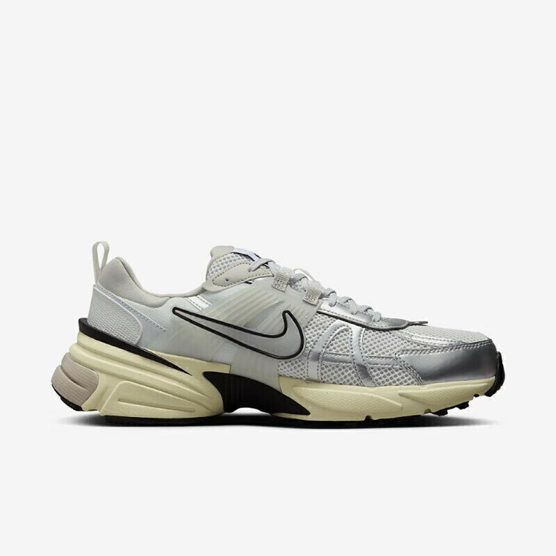 Кроссовки NIKE