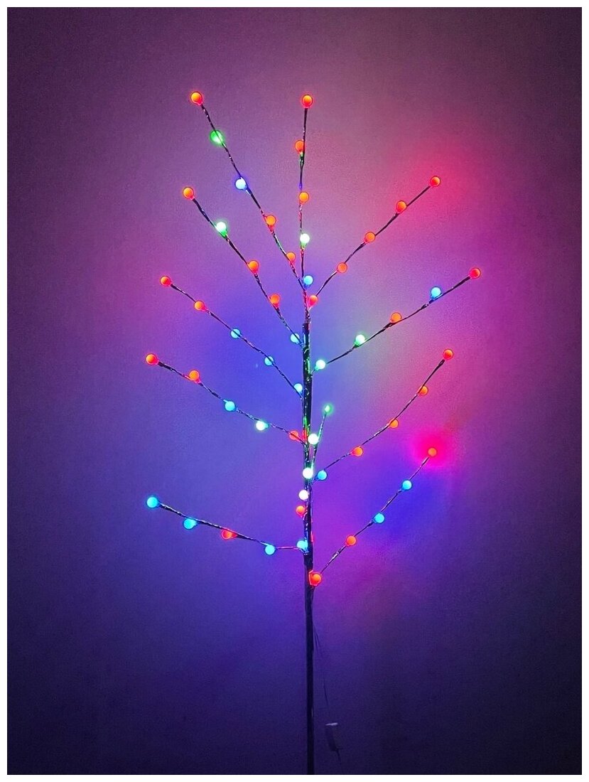 Светодиодное дерево матовые шарики 140 см 55 лампочек разноцветное свечение