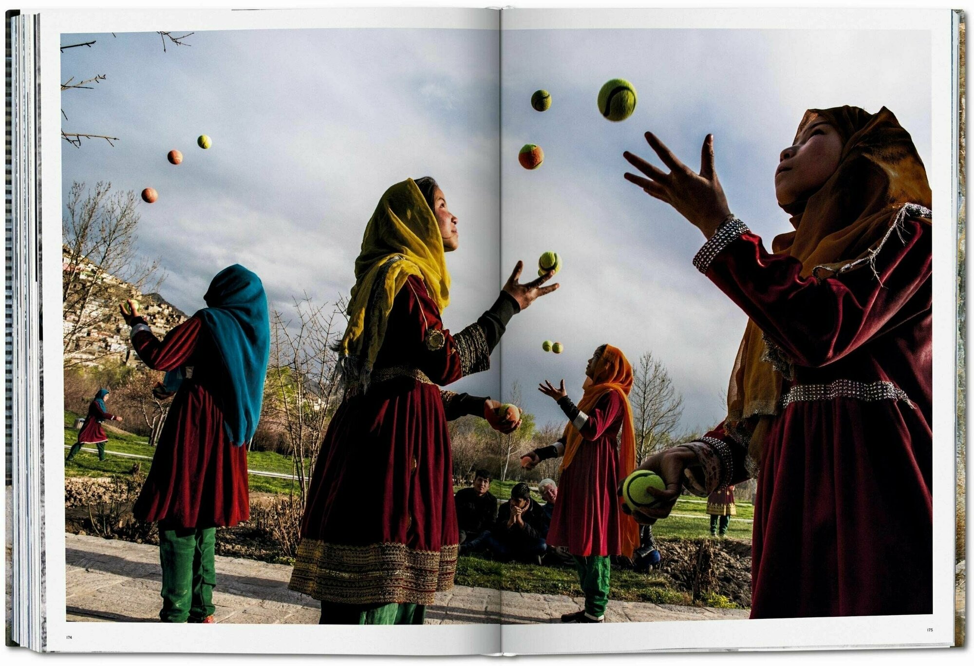 Steve McCurry: Afghanistan (Steve McCurry) - фото №14
