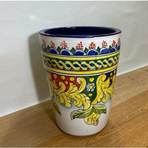 Горшок для сада 