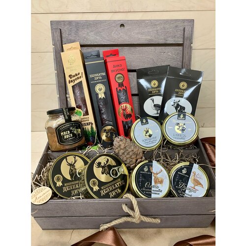 Подарочный деревянный сундук с дичью - A0480 13370₽