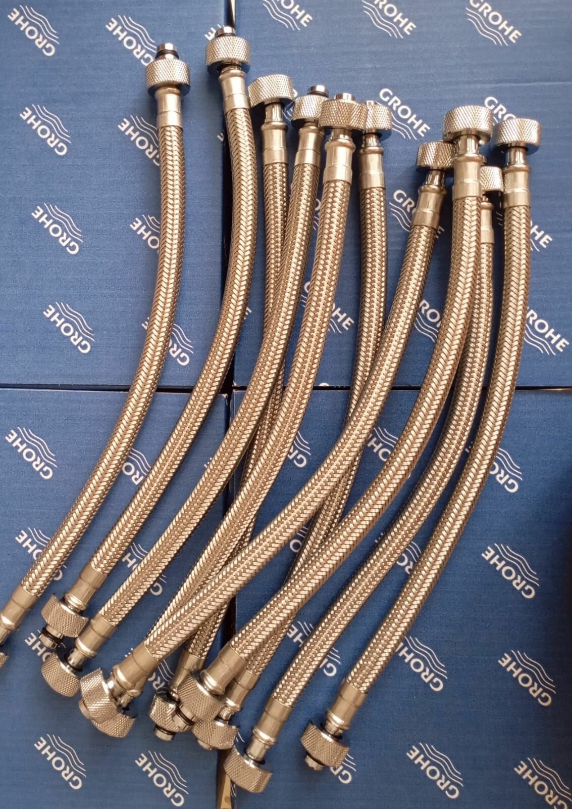 фото Гибкая подводка 3/8, 320mm - шланг для инсталляций (подходит для Grohe, Geberit)