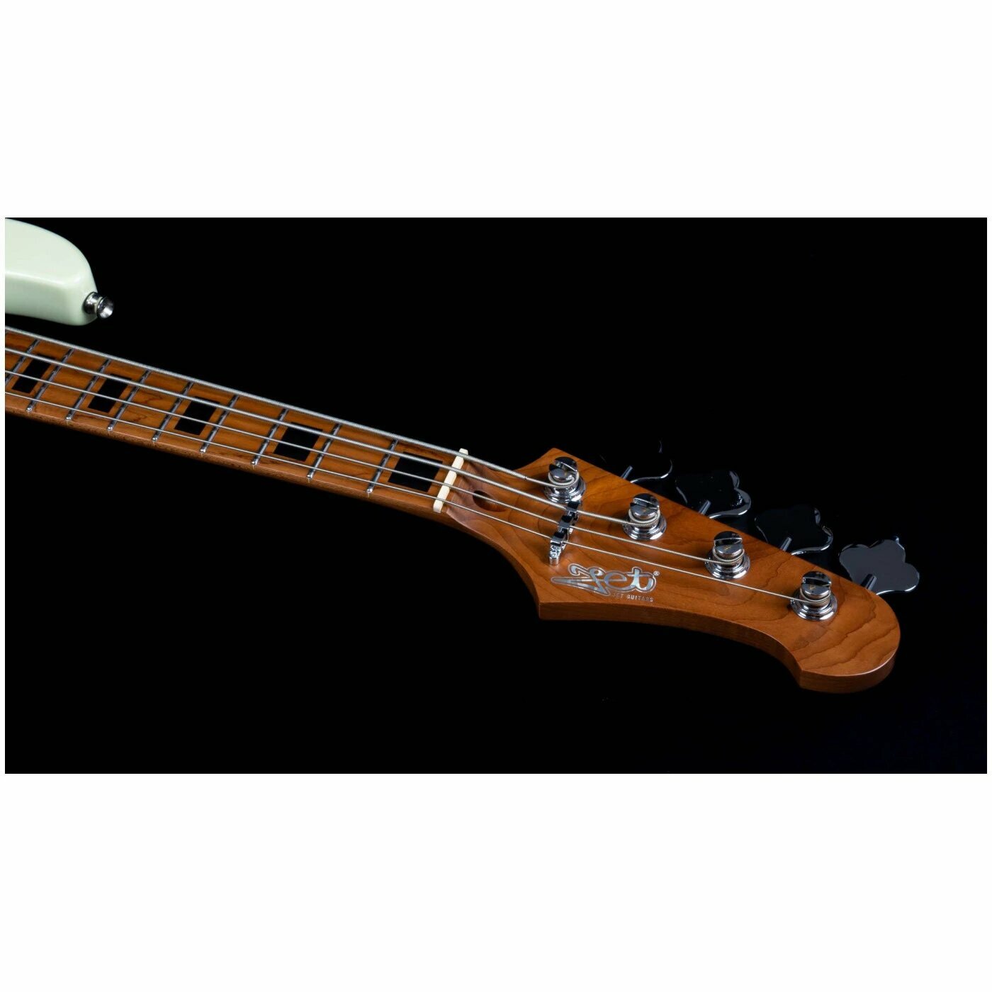 Бас-гитара уменьшенная JET JB-300 Travel OW — фото 1