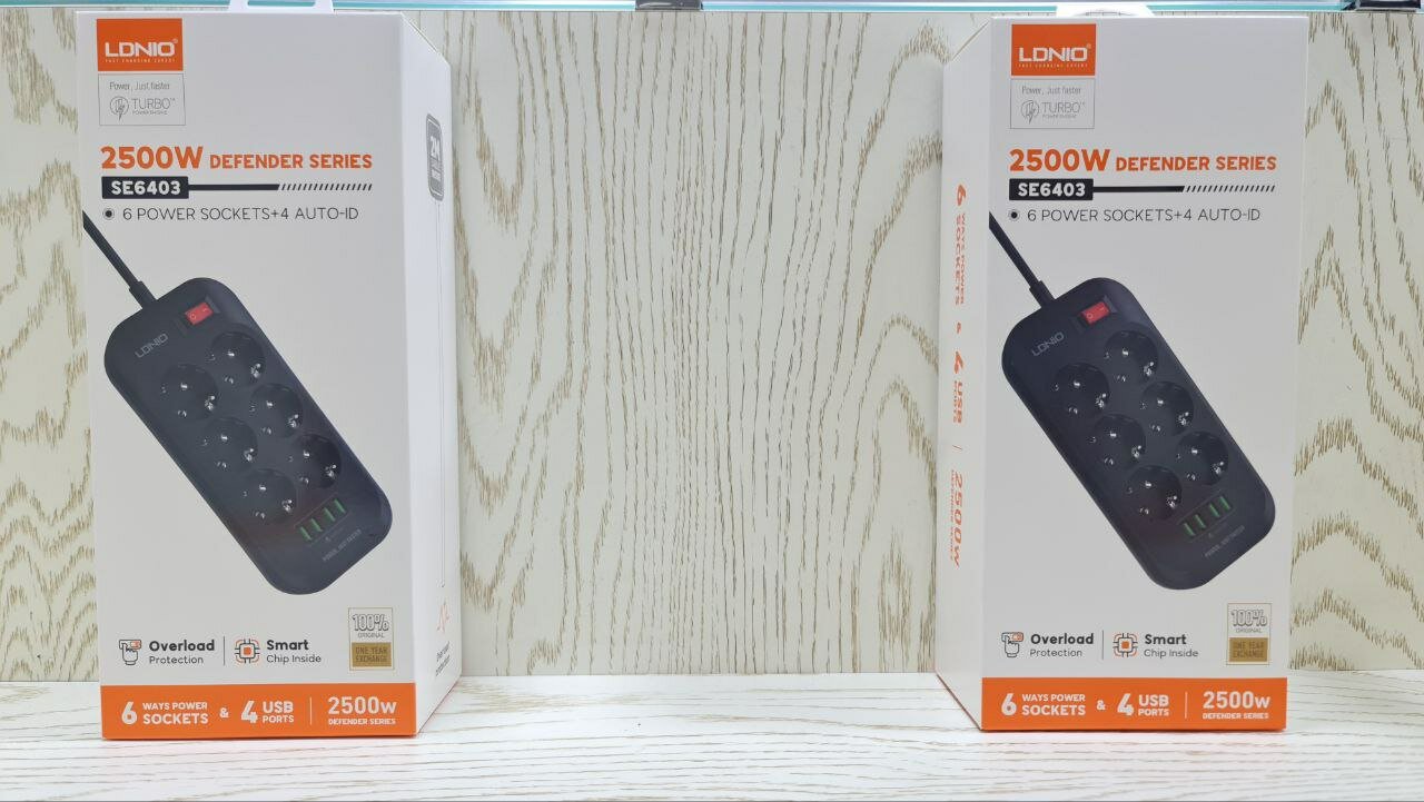 Удлинитель LDNIO SE-6403, 6 розеток + USB, защита от перегрузки