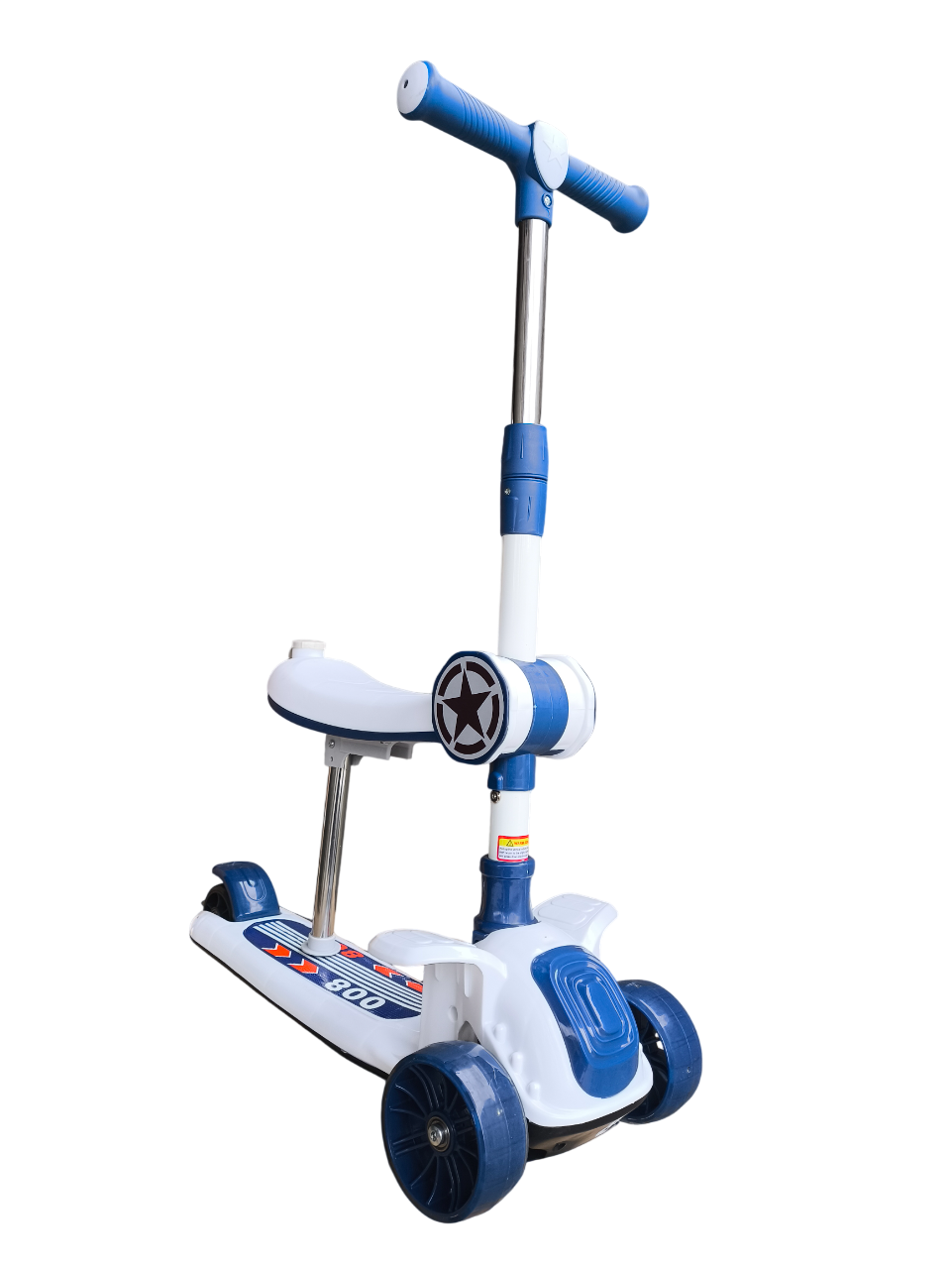 Самокат трех колесный с сидением музыкой и подсветкой голубой