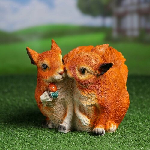 Фигурное кашпо Белки 21х15см 1738₽