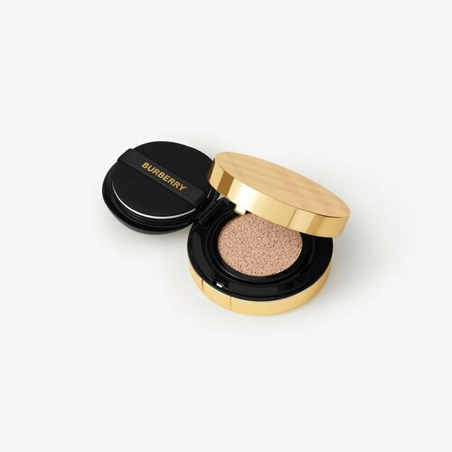 Burberry Тональный Кушон Matte Glow Cushion 20 Fair Cool тональный кушон missha glow cushion light с коллагеном тон 21p fair 13 г