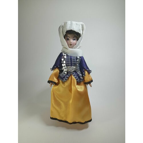 Кукла коллекционная Сююмбике в женском ногайском костюме (доработан костюм) кукла коллекционная фарфоровая в женском придворном костюме 18 века