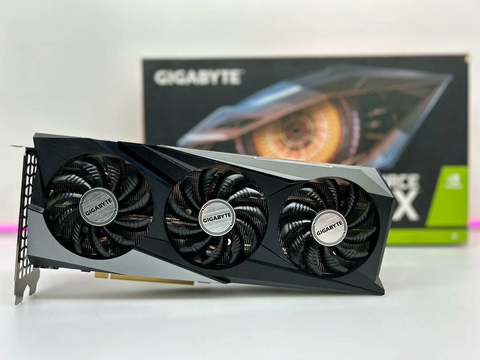 Видеокарта 12.0 Гб Gigabyte GeForce RTX 3060 Gaming OC