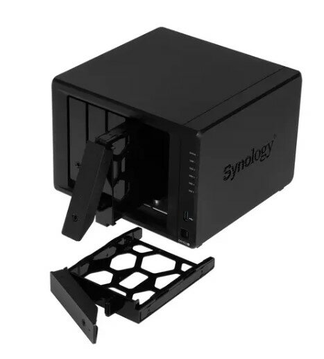 Сетевой накопитель Synology 5x3.5”/2.5" SATA, 2xNVMe, 2xUSB3.2Gen1, 2xeSATA, 4xUTP Gigabit, без HDD - фото №18