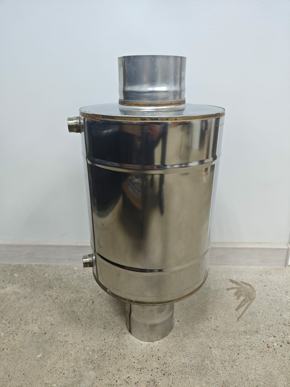 Изображение Теплообменник 12 л, d-115, нерж. AISI 439/0,8 мм