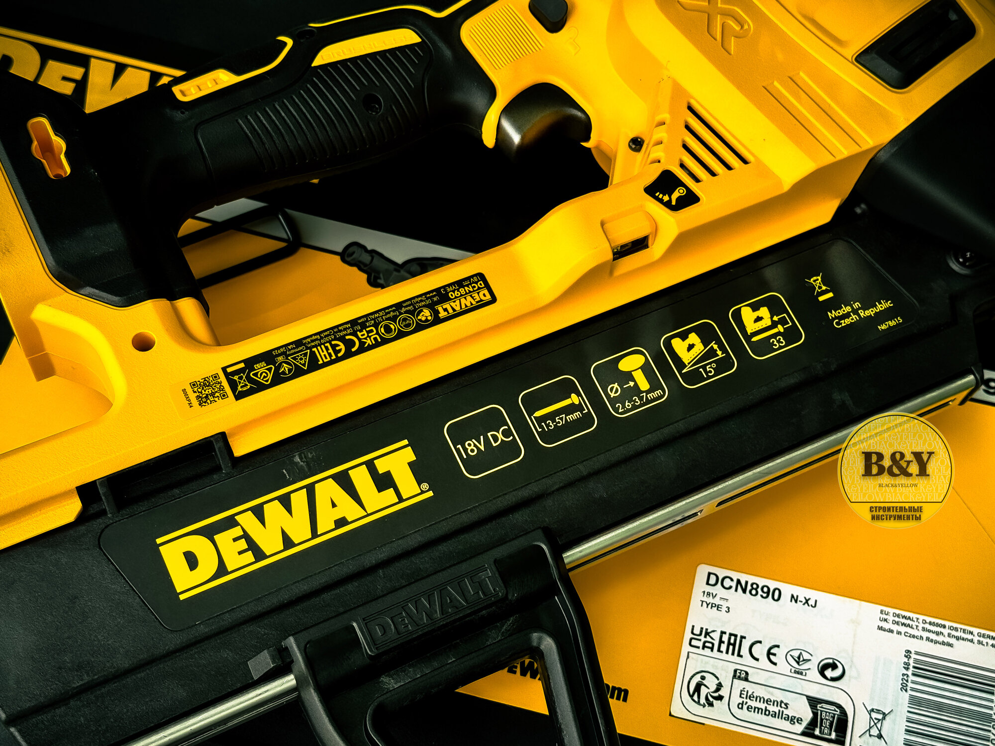 Аккумуляторный гвоздезабиватель DeWalt DCN890N (без акк, без з/у) - фото №19