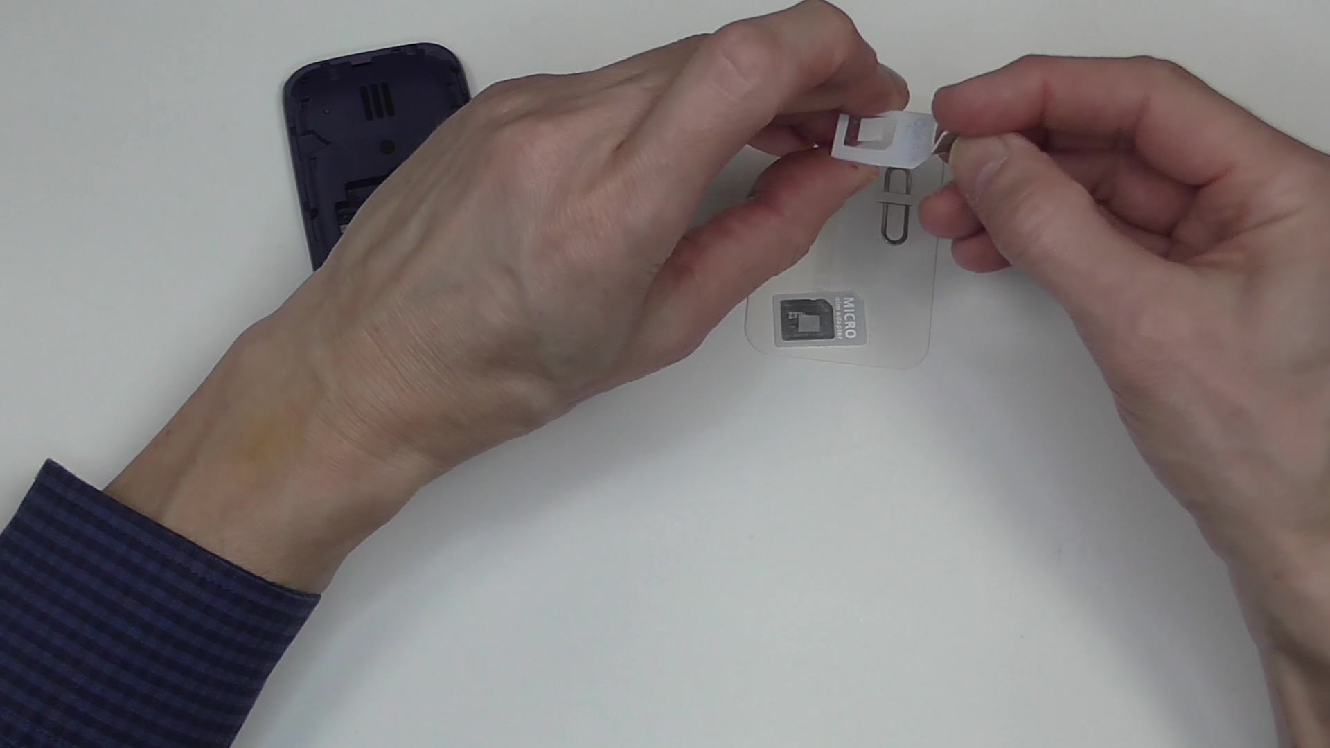 Адаптер SIM-карт стандарт, нано, микро с ключом для извлечения, белый — фото 1