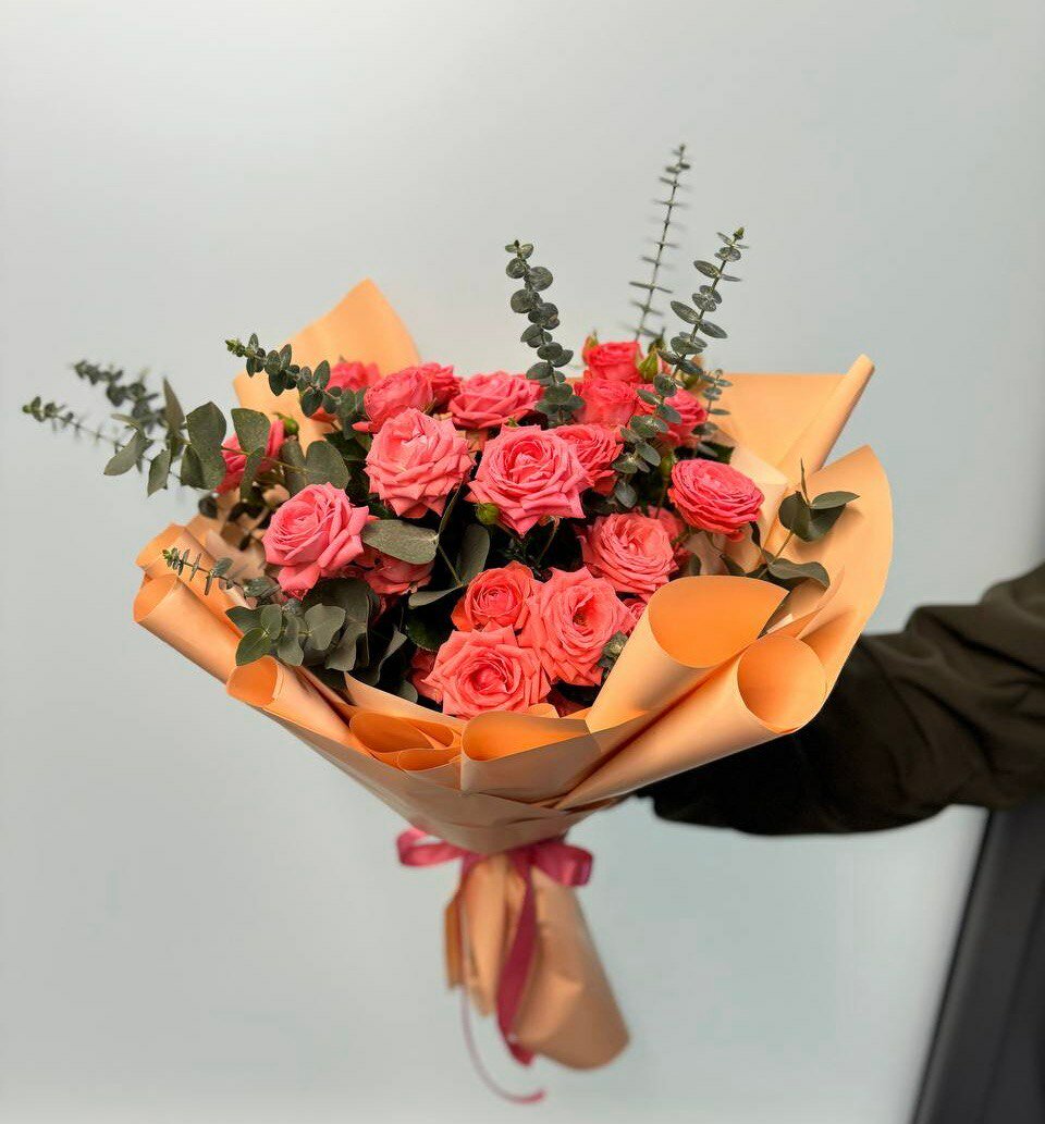 Букет wowflo "Кустовые Розы", монобукет, высота 50см, 7цветов — фото 1