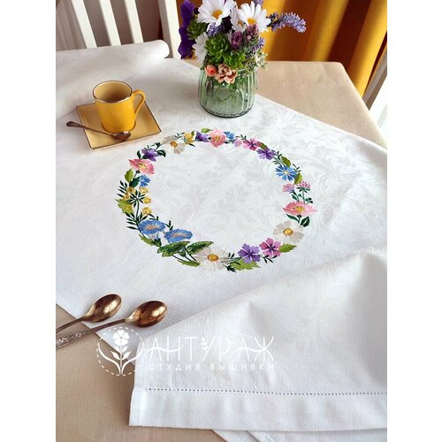 Текстильный сувенир - Белая дорожка на стол с вышивкой и мережкой 50x150 ANTURAG VISHIVKA 2400₽