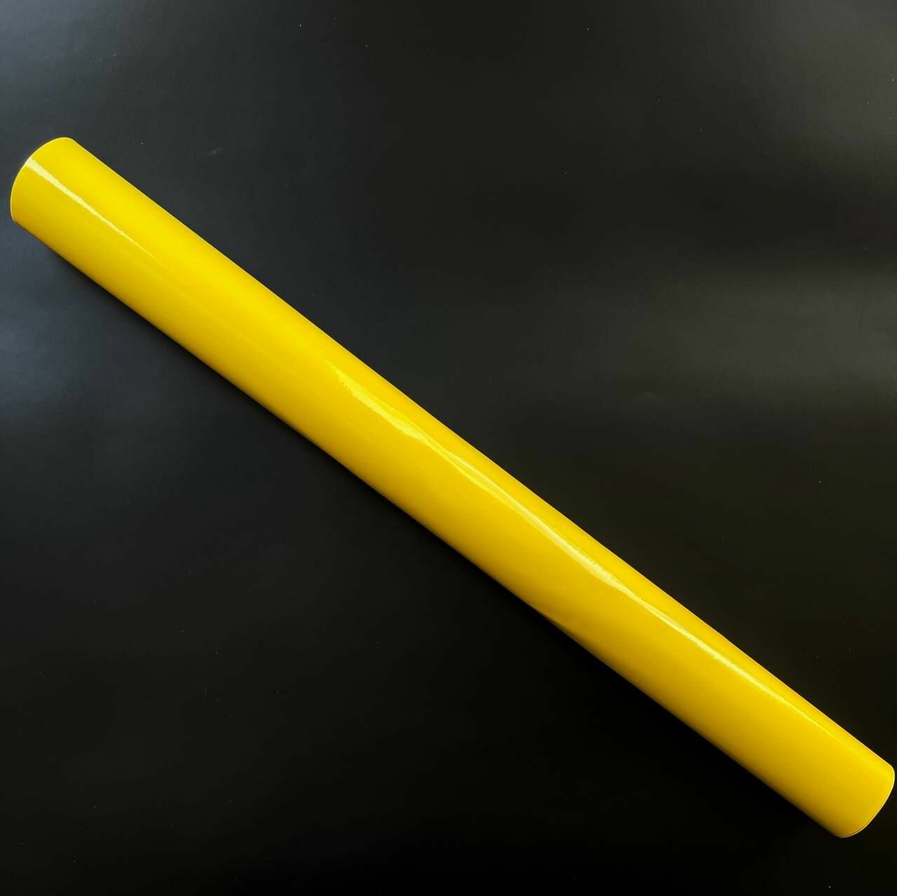 фото Плёнка для оклейки автомобиля. Цвет жёлтый глянец, 1.2х0.3 м, пр-во Китай