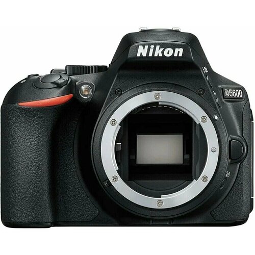 Фотоаппарат Nikon D5600 kit 18-140mm черный 9160000₽